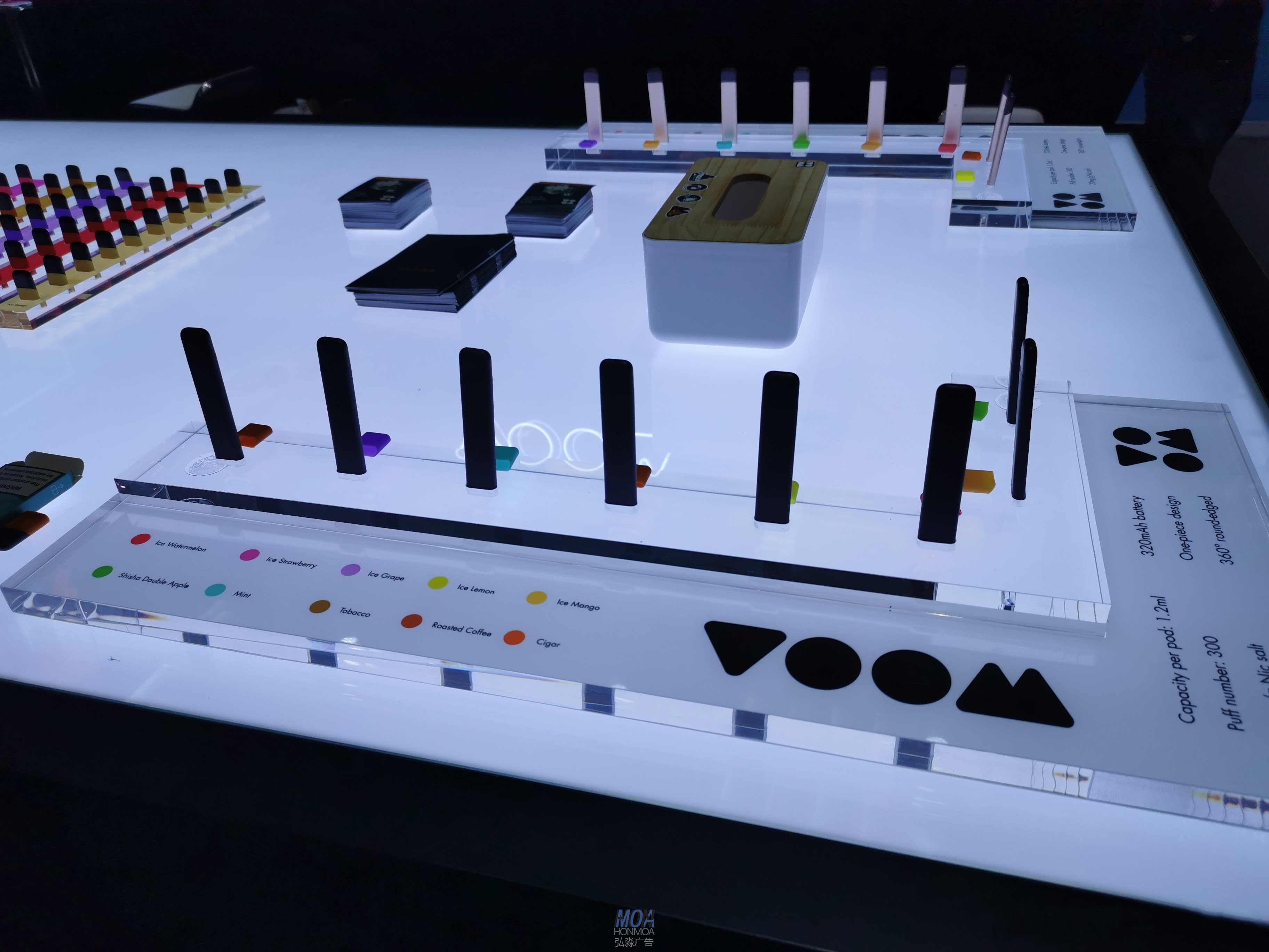 化妝品展示臺(tái)